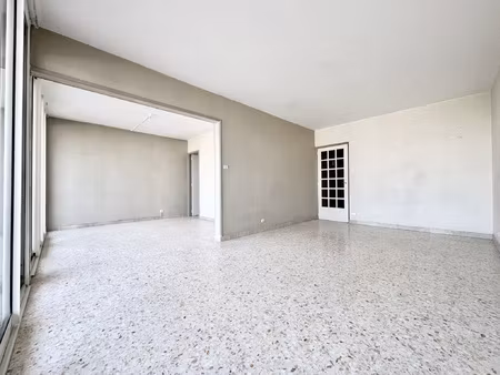 nimes / puech du teil - t5 avec loggia  2 balcons  parking e