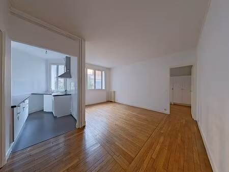 2 pièces calme et sans vis-à-vis - ternes/pereire - paris 17ème