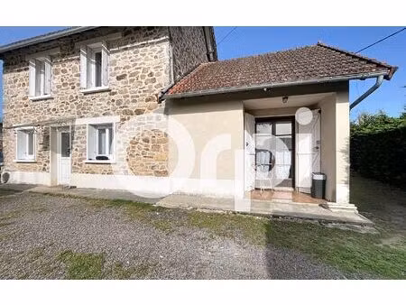 maison saint-mexant 96 m² t-4 à vendre  146 000 €