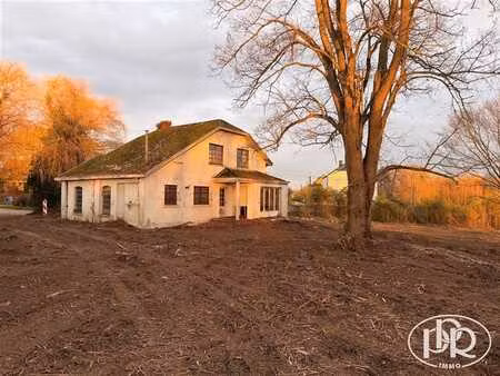 *** sous-offre *** villa à rénovée avec haut potentiel !
