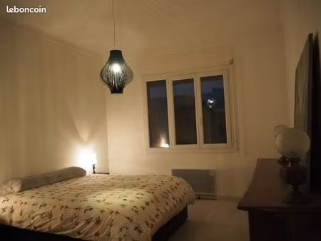 t3 meuble balcon ascenseur climatisation traversant