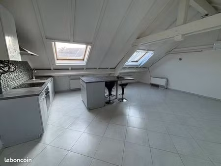 grand f3 - cuisine équipée - centre ville saint avold