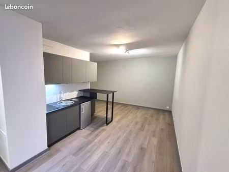 studio rénové en hypercentre de bordeaux