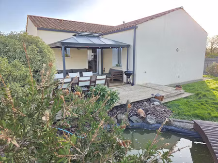 vente maison à saint-julien-des-landes (85150) : à vendre / 65m² saint-julien-des-landes