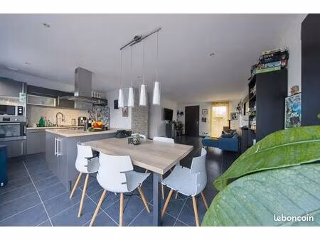 maison 5 pièces 80 m²