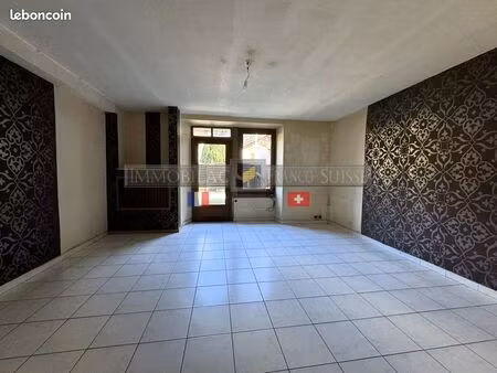 propriété 6 pièces 120 m²