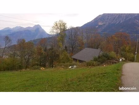 vend terrain non constructible