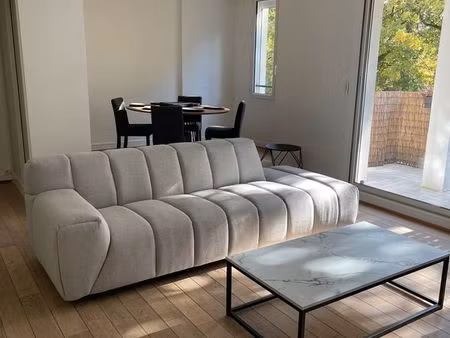 appartement lumineux avec terrasse – quartier beauregard  la celle-saint-cloud