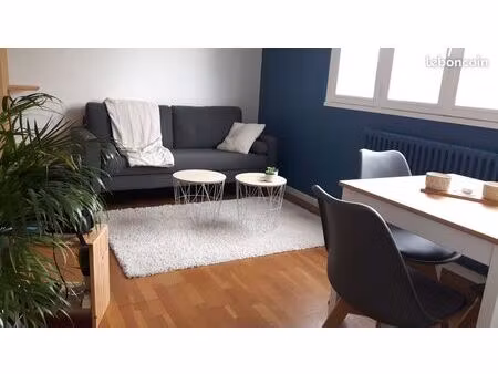 proche de l'inspe  ecole d'infirmière  facultés