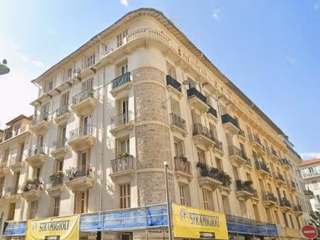 appartement 3 pièces 93 m²