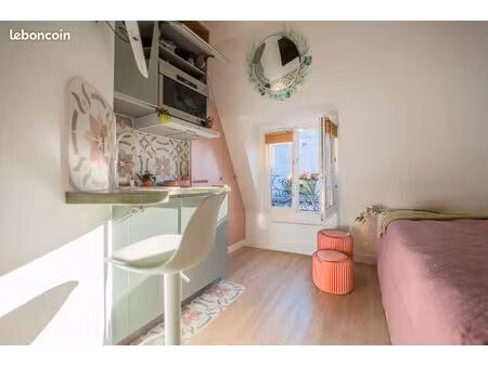 studette cosy/high-tech – 11 m² – plaine monceau