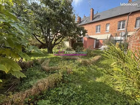 maison 6 pièces 92 m²