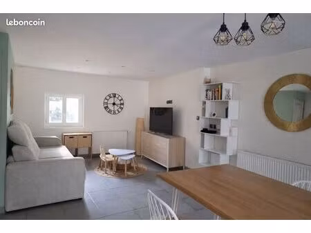 maison de village avec cave  garage