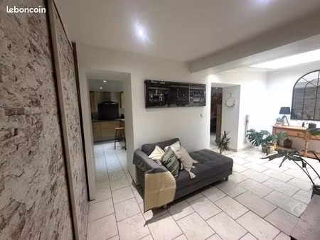 maison 5 pièces 127 m²