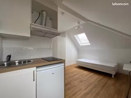 studio 1 pièce 9 m²