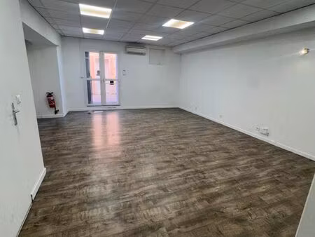 local 50 m2 bureaux/stockage/commerce prix ttc