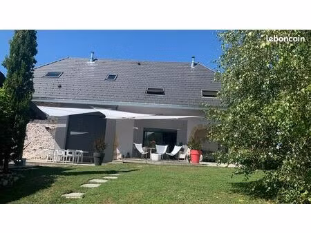 vente de ferme rénovée à 17kms d annecy