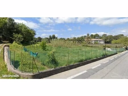 terrain 1 463 m² mougins