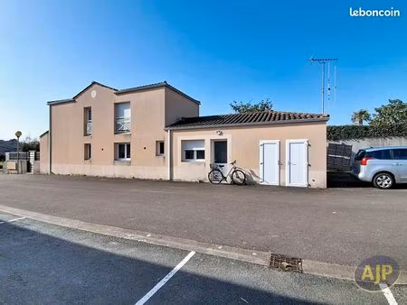 immeuble 14 pièces 345 m²