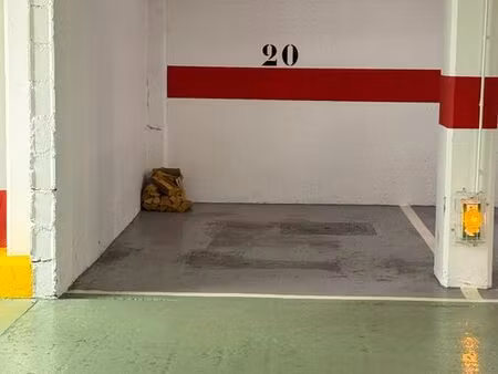 parking place du panthéon