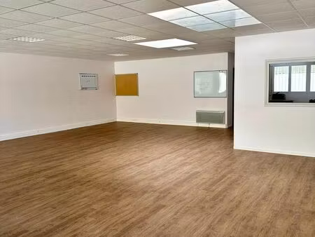 local professionnel / bureaux 125 m² – vernouillet – parking – 25 min paris