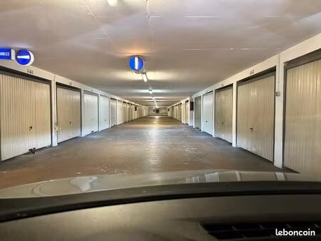 parking box à vendre