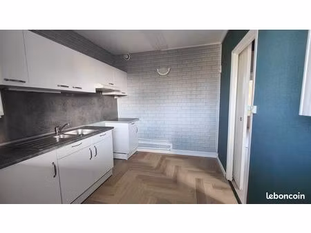 t3 lumineux 60 m² entièrement rénové - quartier novaxis