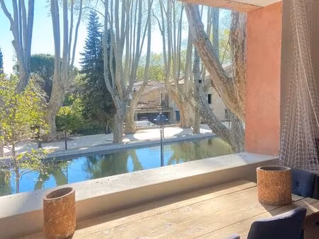 loft/atelier/surface 3 pièces 60 m²