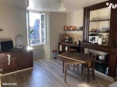 immeuble 220 m² parthenay