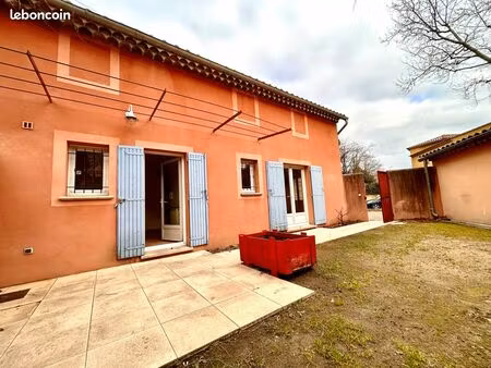 maison avec jardin et 2 chambres à carpentras