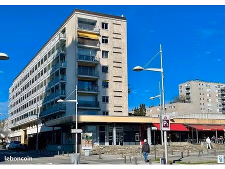 appartement 5 pièces 103 m²