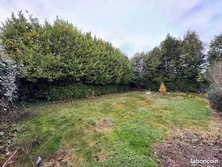 terrain 472 m² belbeuf