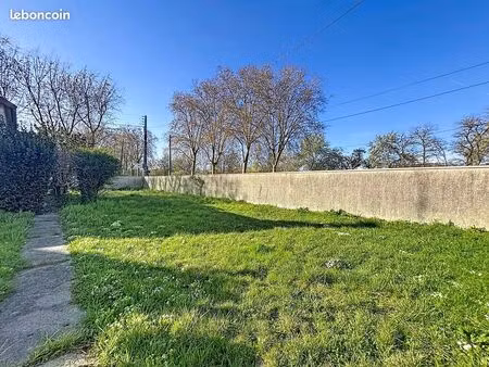 terrain 347 m² trappes