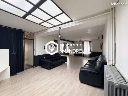 maison 8 pièces 166 m²