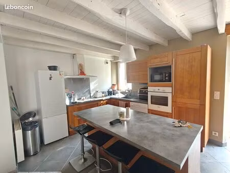 maison de village avec cour