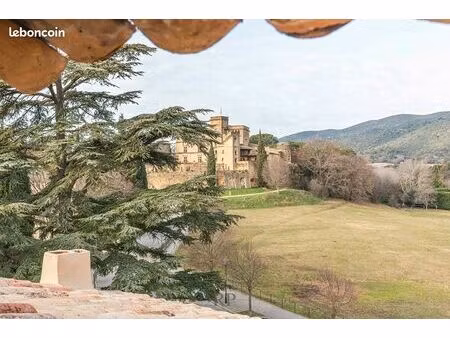 loft/atelier/surface 2 pièces 60 m²