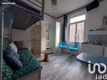 studio 1 pièce 12 m²