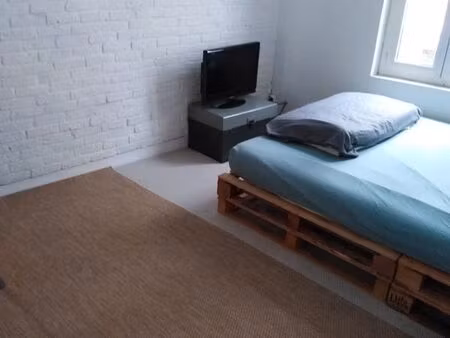 f3 (possibilité f4) 70 m2 cellier secteur danton république  rue bougainville  tramway uni