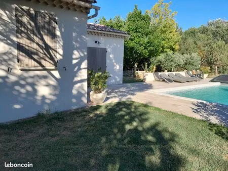 propriété a vendre a crillon le brave 84410