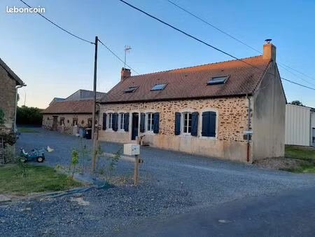 maison familiale 120 m² – 3 chambres – jardin 700 m² – à 10 km du mans – charges incluses 
