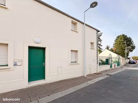 propriété 3 pièces 73 m²
