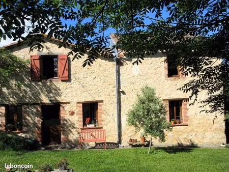 lieu atypique de caractère