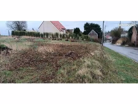 terrain 611 m² lamotte-warfusée