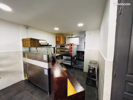 commerce pizzeria 30 m²