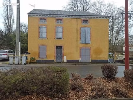 immeuble 177 m² soual