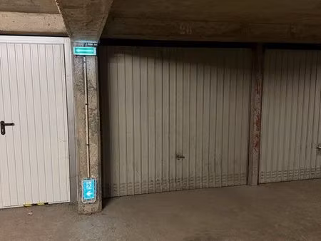 garage à louer dans résidence sécurisée