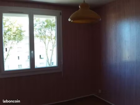 pontlieue-geneslay appartement 2 chambres