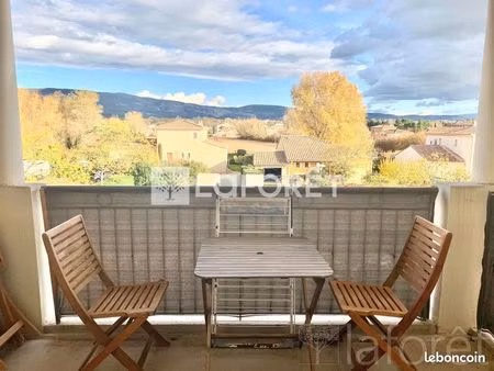 studio 1 pièce 33 m²