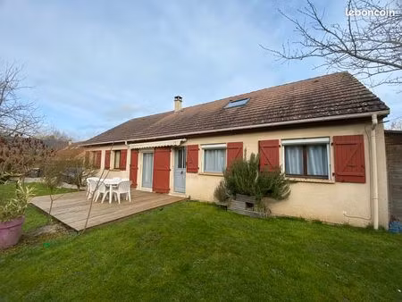 maison familiale 6 chambres – terrain 1 042 m² – double garage