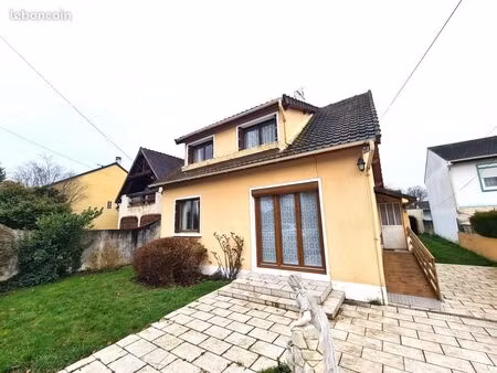 maison 2 pièces 90 m²